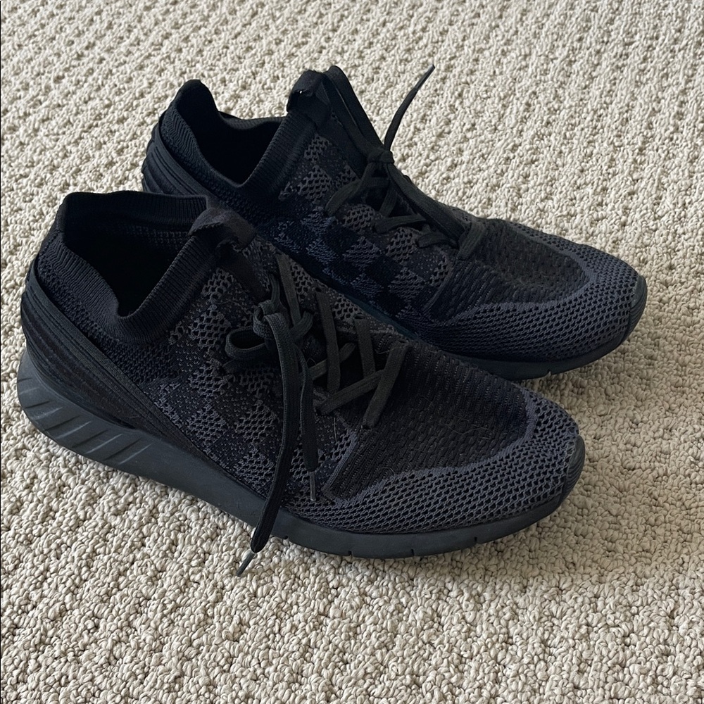 Louis Vuitton Black Mesh Sneakers